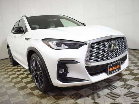 Certified 2023 INFINITI QX55 Luxe w/ Cargo Package image 3