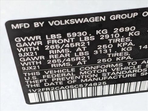 Used 2025 Volkswagen Atlas SEL Premium R-Line image 15