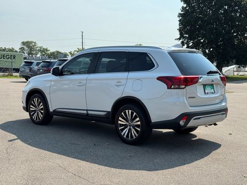 Used 2019 Mitsubishi Outlander SEL AWD/4WD image 6