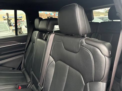 Used 2022 Jeep Grand Cherokee L Overland AWD/4WD image 22