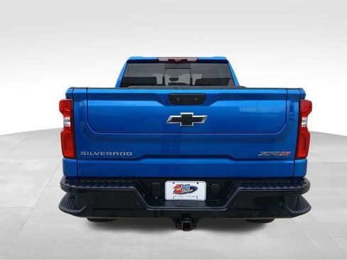Used 2022 Chevrolet Silverado 1500 ZR2 w/ Technology Package image 4
