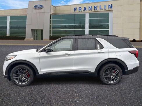 New 2026 Ford Explorer ST w/ Sun And Sound Package image 4
