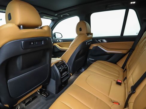 Certified 2022 BMW X5 xDrive40i w/ Premium Package image 21