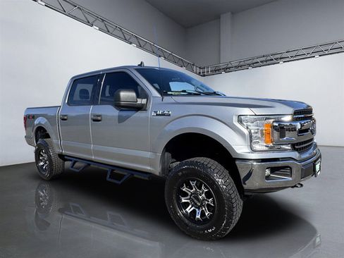 Used 2020 Ford F150 XLT w/ Trailer Tow Package AWD/4WD image 8