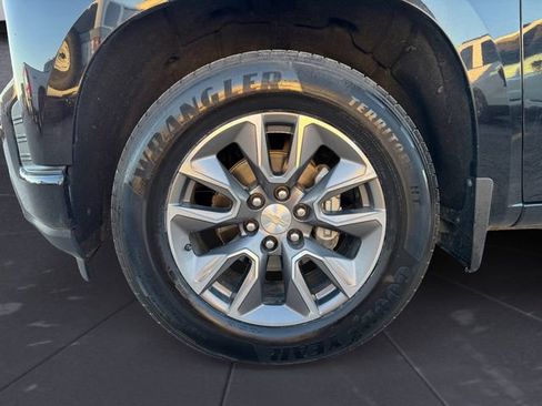 Used 2020 Chevrolet Silverado 1500 RST w/ Texas Edition image 14