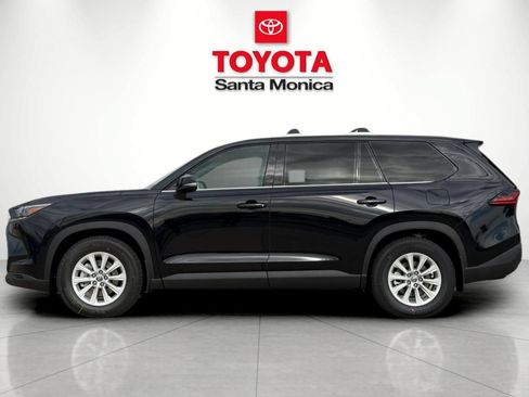 New 2026 Toyota Grand Highlander AWD Hybrid image 8