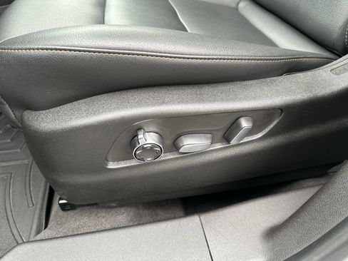 Used 2023 Cadillac XT4 Sport w/ Cold Weather Package image 12