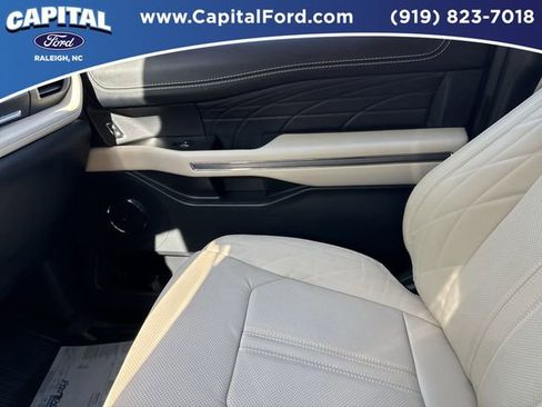 Certified 2023 Ford Expedition Platinum AWD/4WD image 29