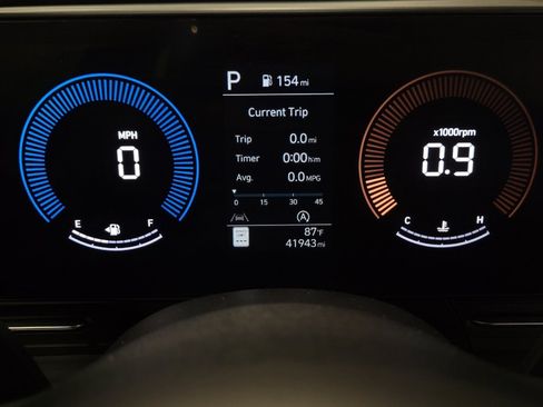 Used 2024 Hyundai Kona SE FWD image 23