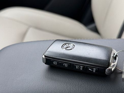 Used 2024 MAZDA CX-90 Plug-In Hybrid w/ Premium Pkg AWD/4WD image 31