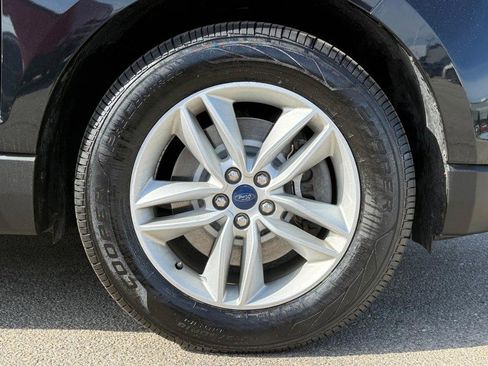 Used 2016 Ford Edge SEL w/ Equipment Group 201A image 12