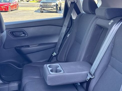 Used 2025 Nissan Rogue S FWD image 13