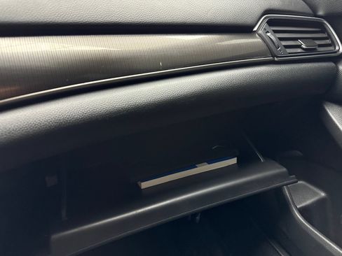 Used 2020 Honda Accord Sport image 33