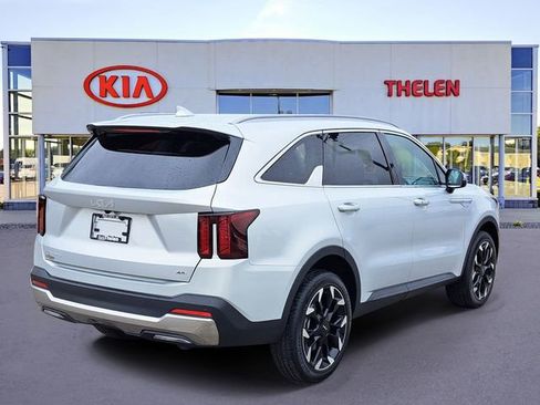 New 2026 Kia Sorento EX AWD/4WD image 4