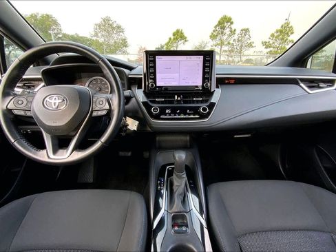 Used 2021 Toyota Corolla SE image 14