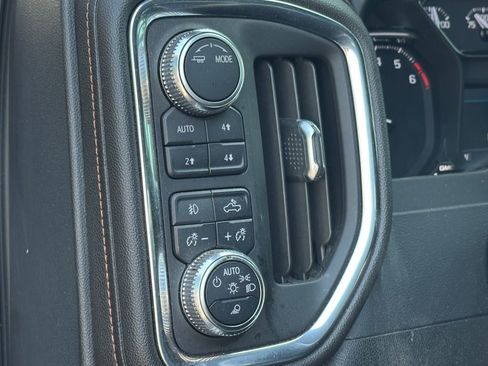 Used 2021 GMC Sierra 1500 AT4 w/ Driver Alert Package I AWD/4WD image 17