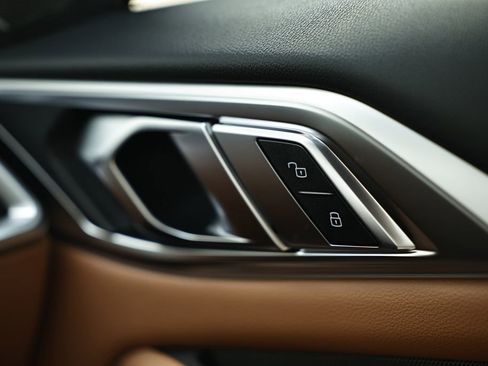 New 2026 BMW 430i Coupe w/ M Sport Package RWD image 40