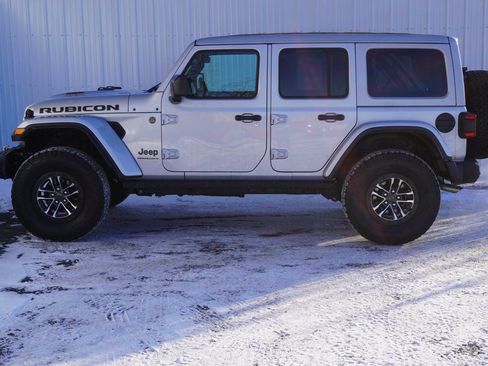 Used 2024 Jeep Wrangler Unlimited Rubicon 392 image 3