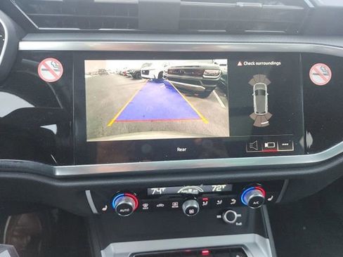 Used 2025 Audi Q3 2.0T Premium image 25