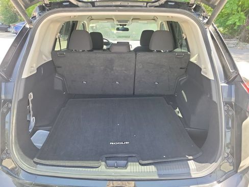 Used 2025 Nissan Rogue SV FWD image 7