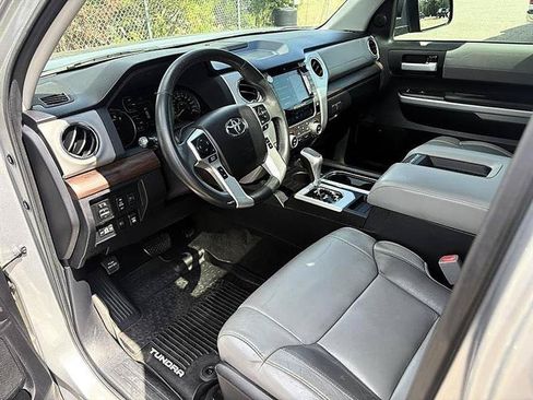 Used 2021 Toyota Tundra Limited w/ Limited Premium Package AWD/4WD image 15