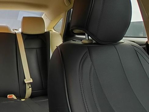 Used 2014 Toyota Avalon XLE FWD image 11