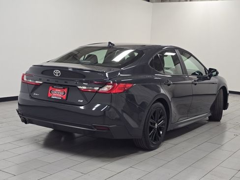 Certified 2025 Toyota Camry SE image 17