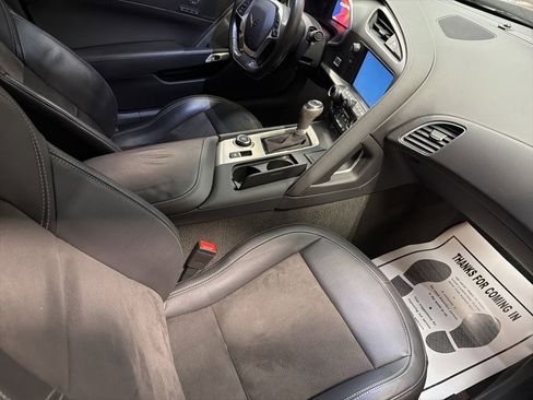 Used 2016 Chevrolet Corvette Stingray Coupe w/ 2LT Preferred Equipment Group image 22