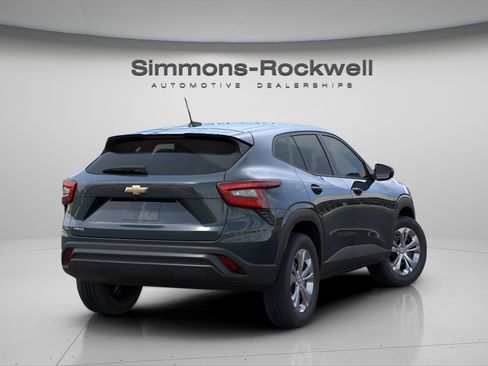 New 2026 Chevrolet Trax LS FWD image 7