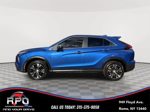 Used 2022 Mitsubishi Eclipse Cross SEL AWD/4WD image 2