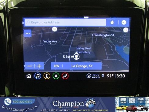 Used 2022 Chevrolet Traverse RS FWD image 6