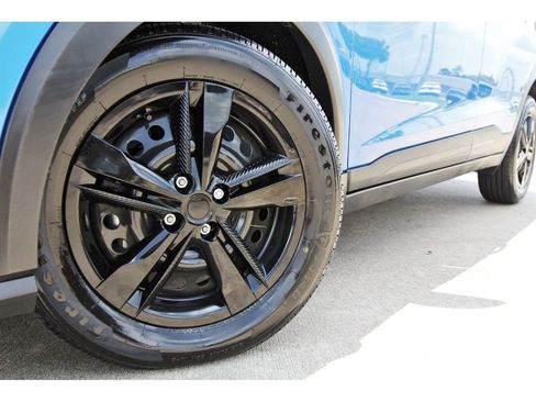 Certified 2025 Nissan Kicks Play S FWD image 29