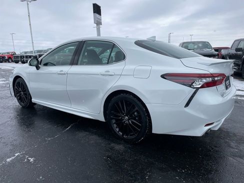 Used 2024 Toyota Camry XSE FWD image 5