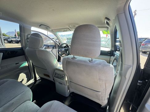 Used 2012 Toyota Highlander FWD image 31