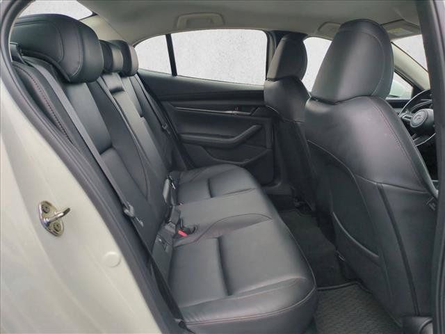 Used 2021 MAZDA MAZDA3 s FWD image 18