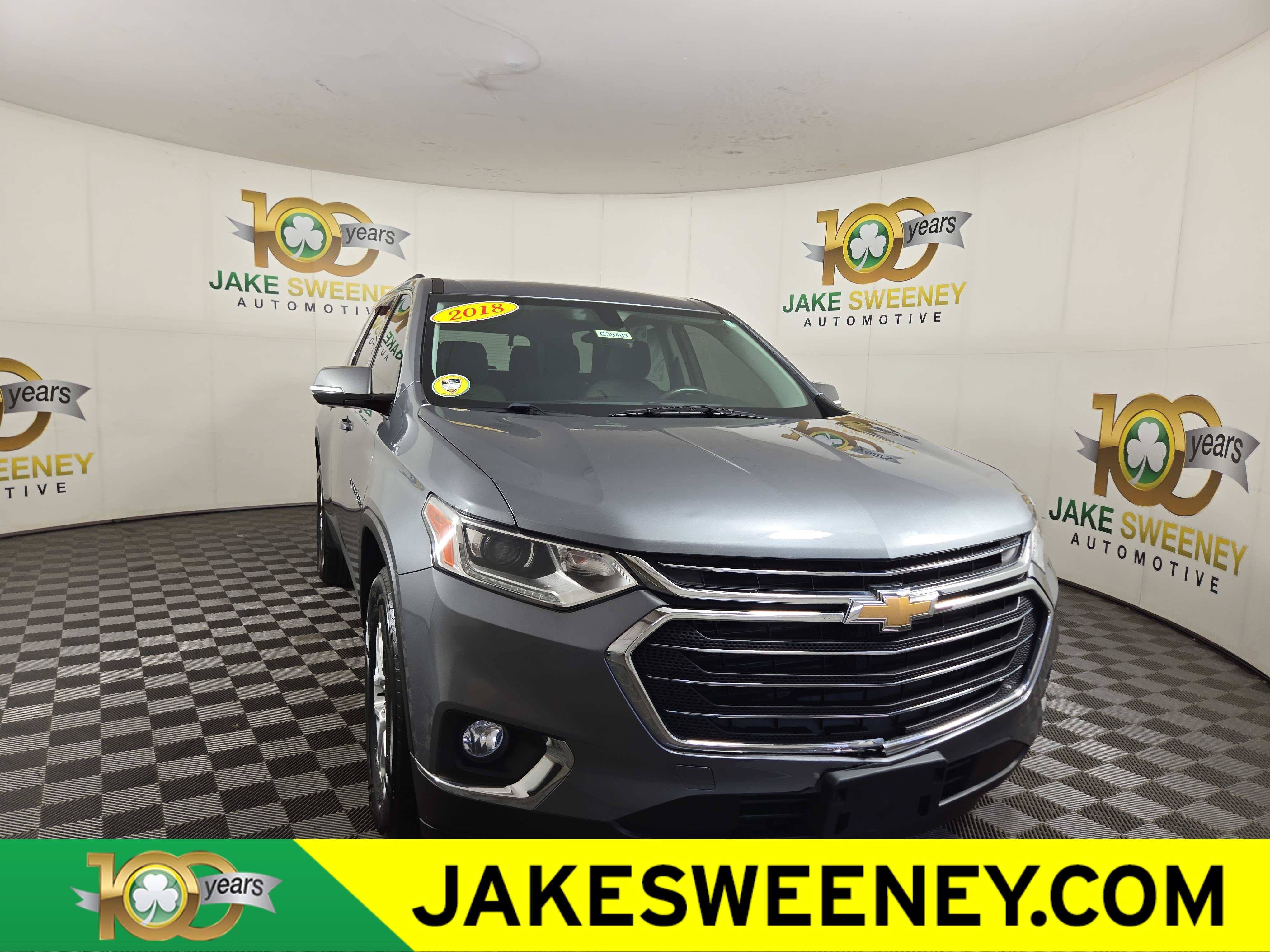 Used 2018 Chevrolet Traverse LT FWD image 1