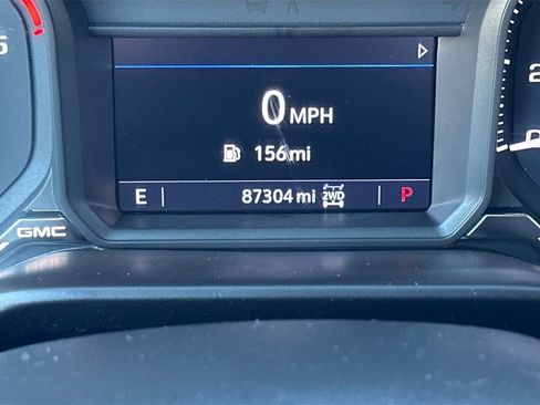 Used 2022 GMC Sierra 2500 AT4 image 26