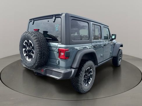 Used 2025 Jeep Wrangler Unlimited Rubicon 4xe w/ Safety Group AWD/4WD image 7