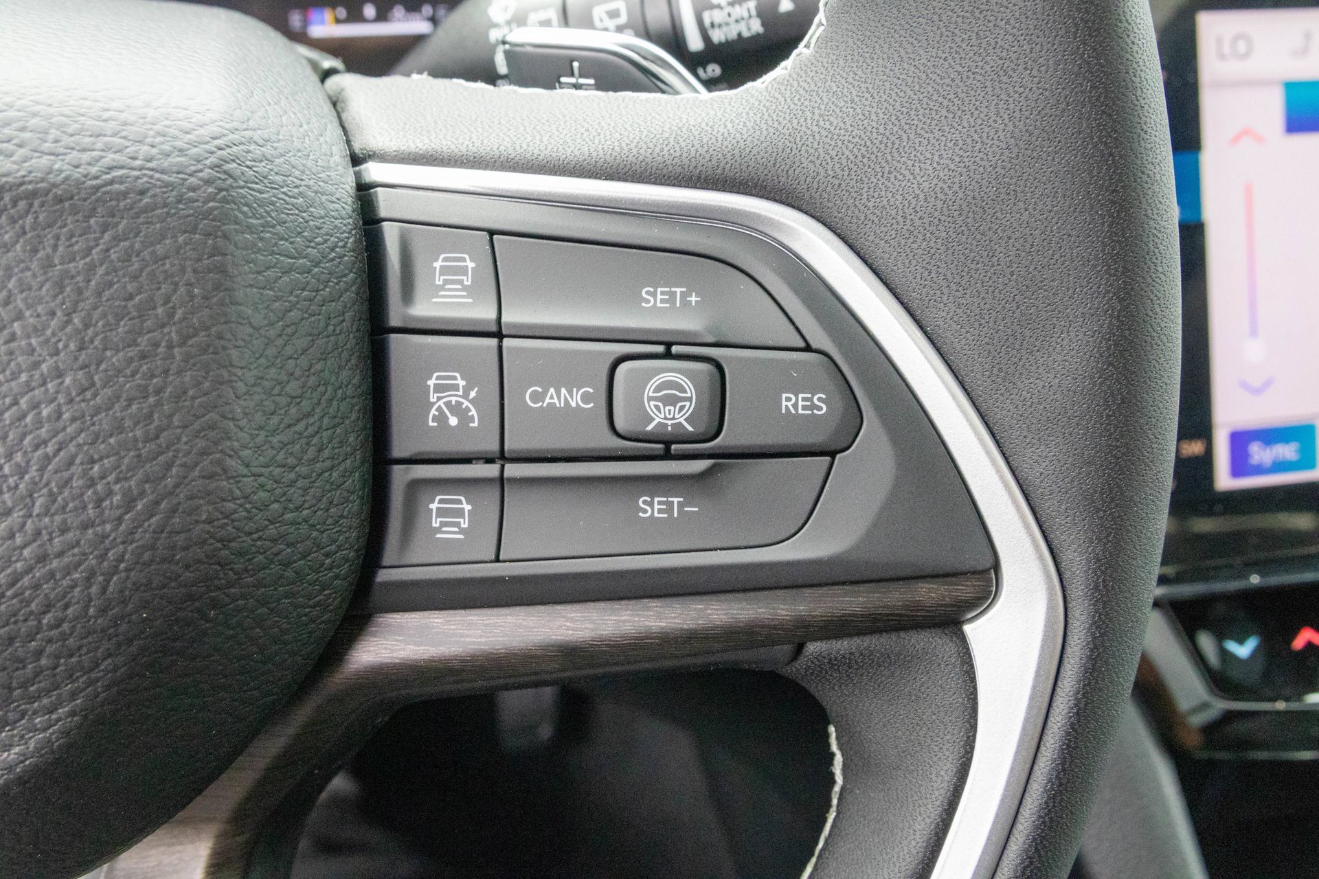 New 2027 Jeep Grand Cherokee L Limited AWD/4WD image 30