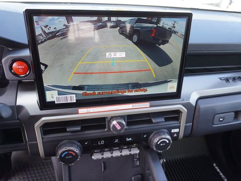 New 2026 Toyota Tacoma TRD Off-Road AWD/4WD image 16