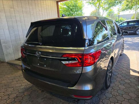 Used 2021 Honda Odyssey EX-L image 2