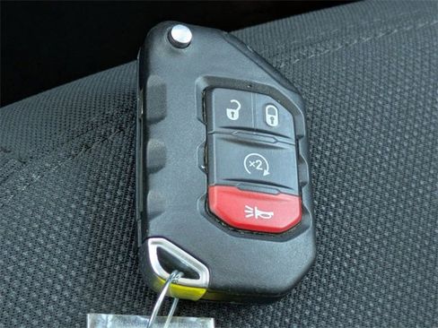 Used 2020 Jeep Wrangler Sport image 30