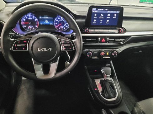 Used 2022 Kia Forte LXS FWD image 22