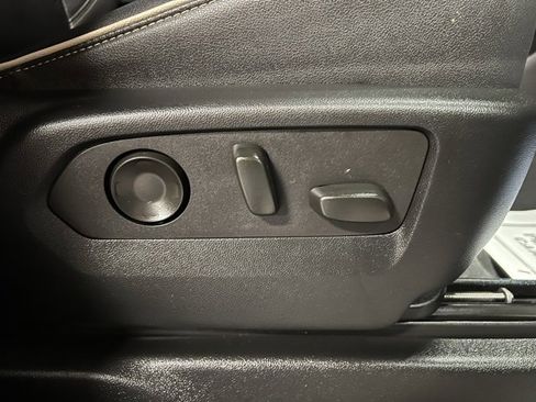 Used 2023 Chevrolet Tahoe Premier image 35