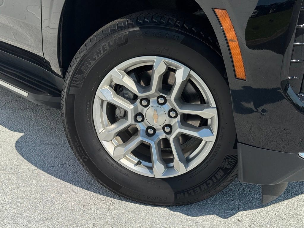 Used 2025 Chevrolet Tahoe LT RWD image 7