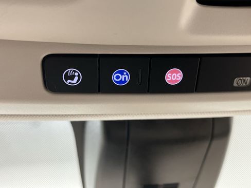 Certified 2021 GMC Yukon Denali w/ Denali Ultimate Package image 32