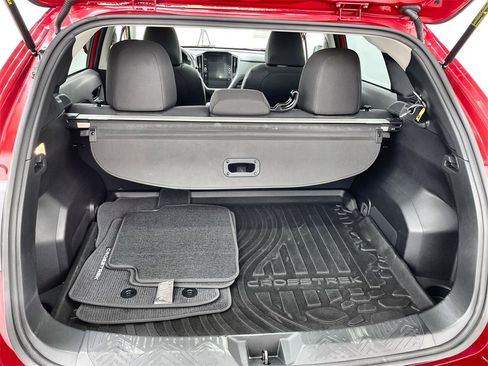 Used 2024 Subaru Crosstrek 2.0i Premium image 32