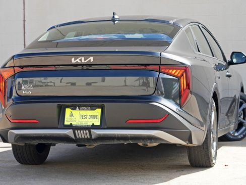 Used 2025 Kia K4 FWD image 4