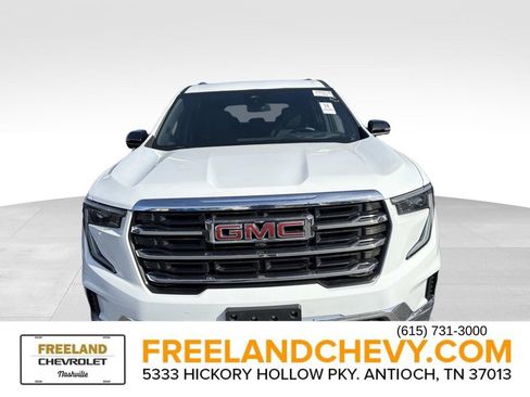 Used 2025 GMC Acadia Elevation image 6