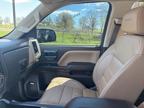 Used 2018 GMC Sierra 1500 Denali w/ Denali Ultimate Package AWD/4WD image 21